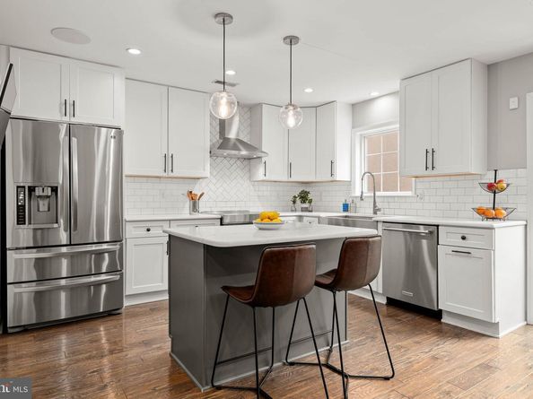 2330 Fairmount Avenue A, Philadelphia PA 19130