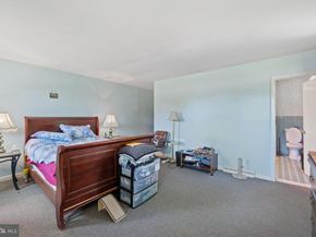 1943 Fawn Drive, Glenside PA 19038