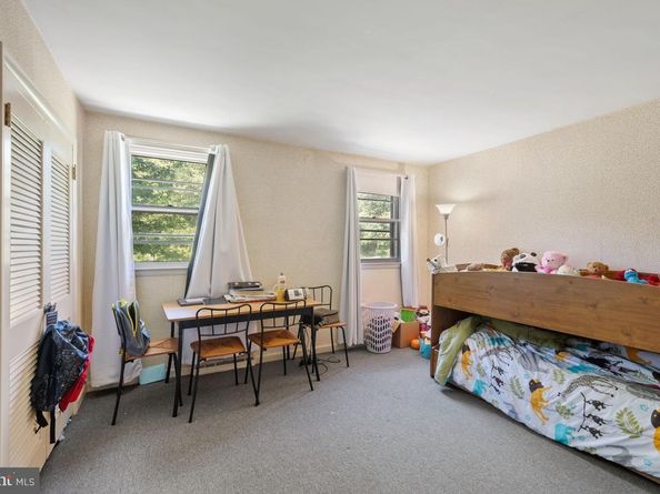 1943 Fawn Drive, Glenside PA 19038