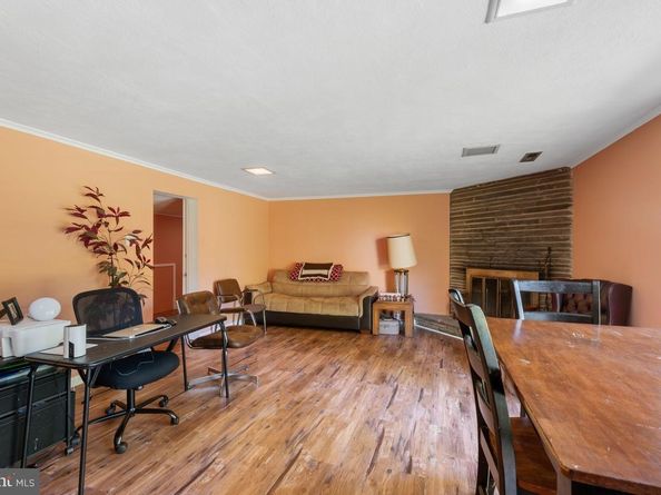 1943 Fawn Drive, Glenside PA 19038