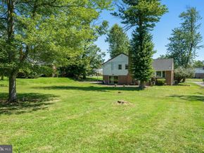 1943 Fawn Drive, Glenside PA 19038