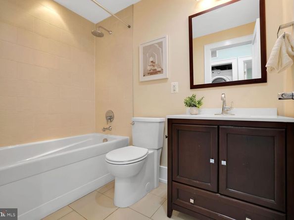 16 17TH Street NE 312, Washington DC 20002