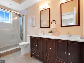 16 17TH Street NE 312, Washington DC 20002