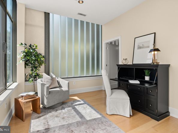 2516 Q Street NW C301, Washington DC 20007