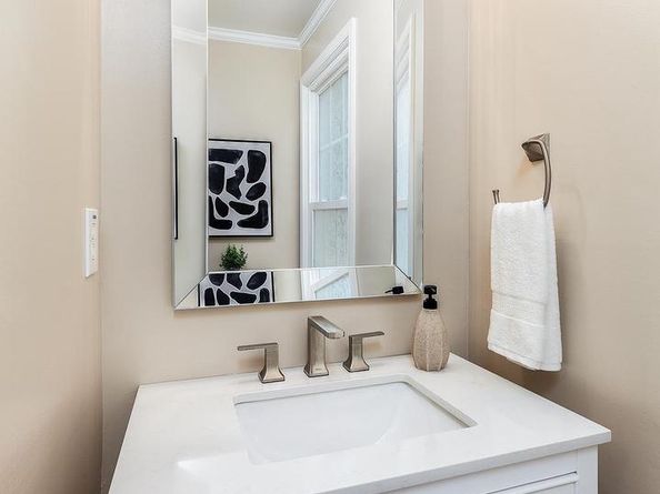4612 4TH Road N, Arlington VA 22203
