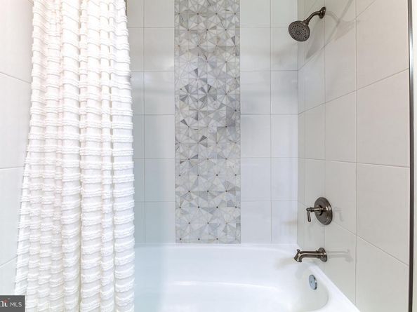 4612 4TH Road N, Arlington VA 22203