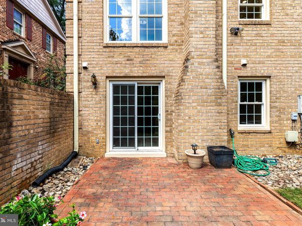 4612 4TH Road N, Arlington VA 22203