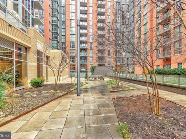 1025 1st Street SE 612, Washington DC 20003