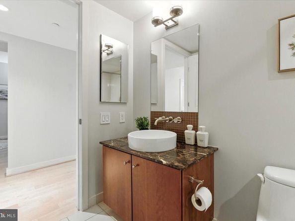 1025 1st Street SE 612, Washington DC 20003