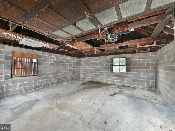 7332 Tabor Avenue, Philadelphia PA 19111