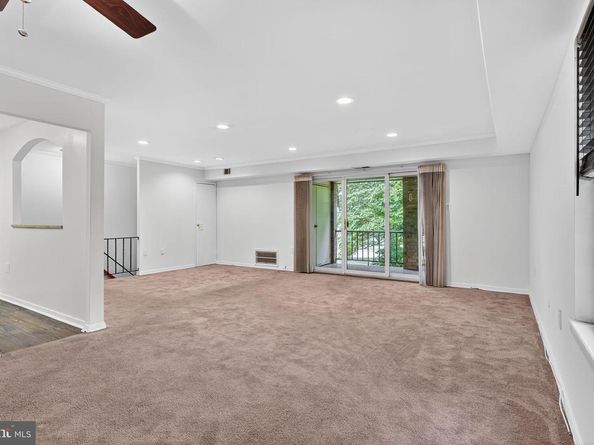 501 N Bethlehem Pike 14P, Ambler PA 19002