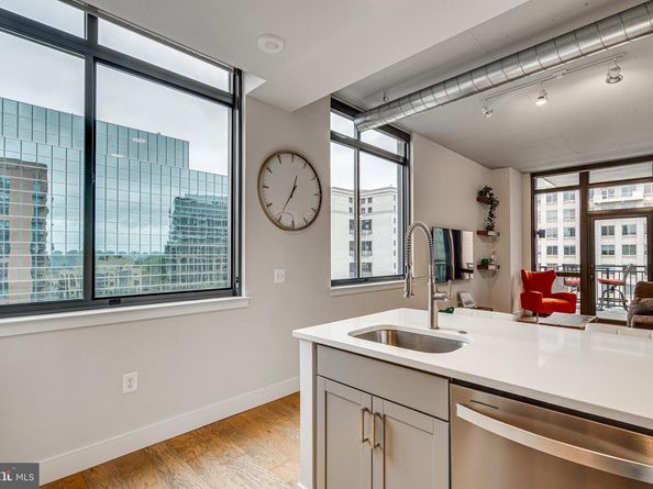 2000 Clarendon Boulevard 901, Arlington VA 22201