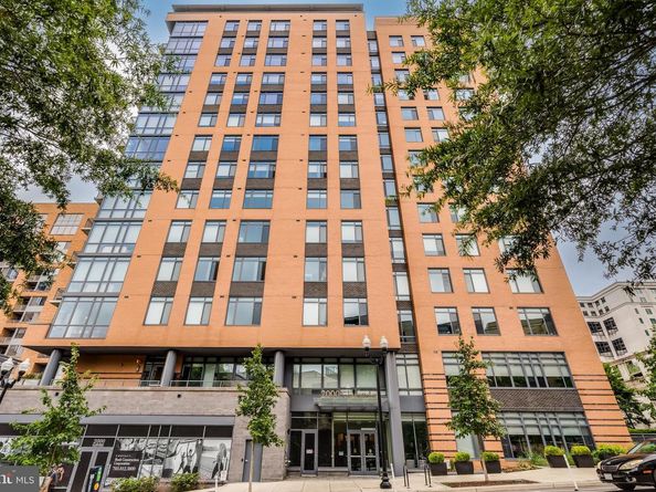 2000 Clarendon Boulevard 901, Arlington VA 22201