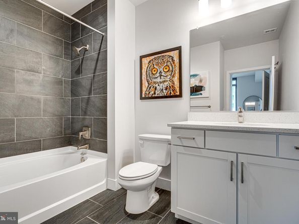 2000 Clarendon Boulevard 901, Arlington VA 22201