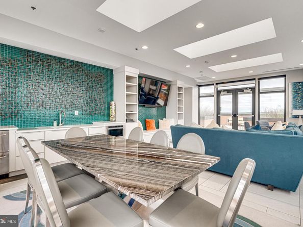 2000 Clarendon Boulevard 901, Arlington VA 22201