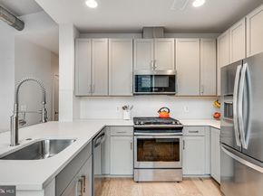 2000 Clarendon Boulevard 901, Arlington VA 22201