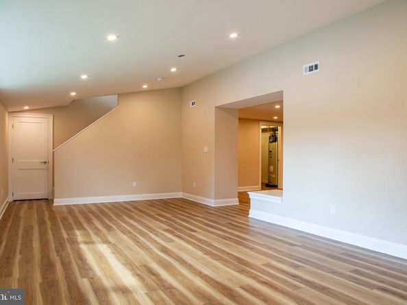 1870 Bristol Road, Southampton PA 18966