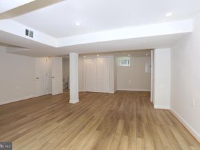 5432 N 23rd Street, Arlington VA 22205