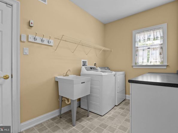 3541 Reading Way, Huntingdon Valley PA 19006