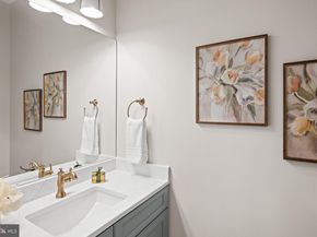 4771 26TH Street N, Arlington VA 22207