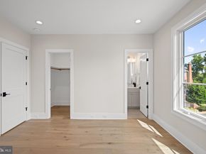 4771 26TH Street N, Arlington VA 22207