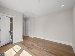 4771 26TH Street N, Arlington VA 22207
