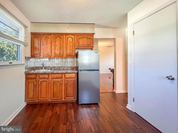 11 Vividleaf Lane, Levittown PA 19054