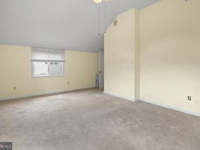 1513 E Willow Grove Avenue, Glenside PA 19038