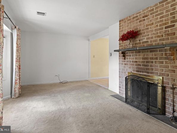 1513 E Willow Grove Avenue, Glenside PA 19038