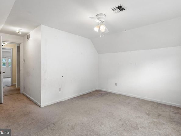 1513 E Willow Grove Avenue, Glenside PA 19038