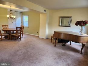 1513 E Willow Grove Avenue, Glenside PA 19038