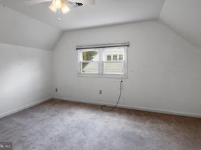 1513 E Willow Grove Avenue, Glenside PA 19038