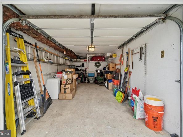 7260 Valley Avenue, Philadelphia PA 19128