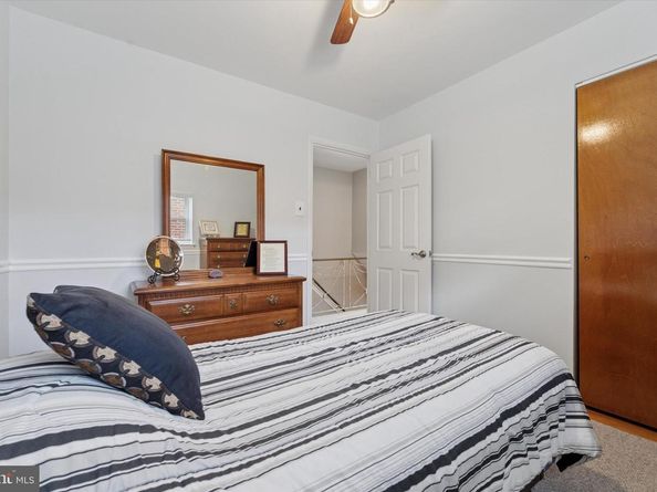 7260 Valley Avenue, Philadelphia PA 19128
