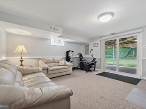 7260 Valley Avenue, Philadelphia PA 19128