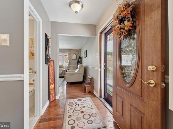 7260 Valley Avenue, Philadelphia PA 19128