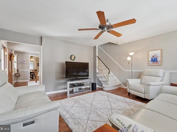 7260 Valley Avenue, Philadelphia PA 19128