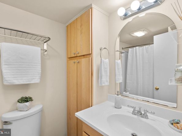 1742 U Street NW 101, Washington DC 20009