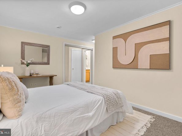1742 U Street NW 101, Washington DC 20009