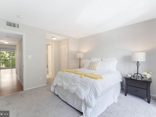 1717 Ascot Way 1717E, Reston VA 20190