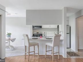 1717 Ascot Way 1717E, Reston VA 20190