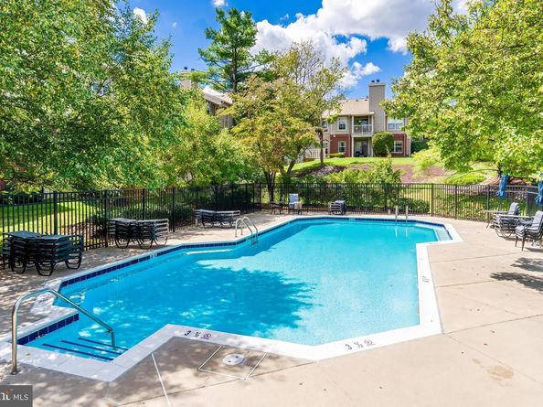 1717 Ascot Way 1717E, Reston VA 20190