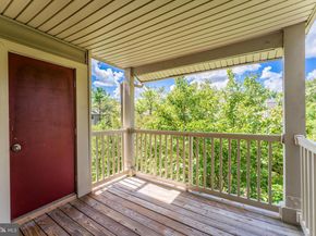 1717 Ascot Way 1717E, Reston VA 20190