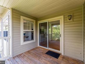 1717 Ascot Way 1717E, Reston VA 20190