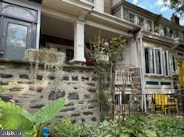 879 N Woodstock Street, Philadelphia PA 19130