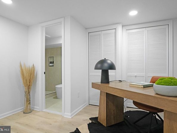 1709 Lang Place NE, Washington DC 20002