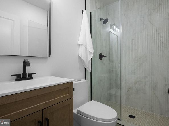 1709 Lang Place NE, Washington DC 20002