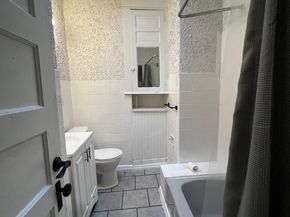 5724 Hunter Street, Philadelphia PA 19131