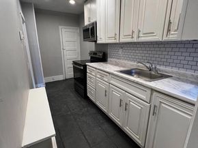 5724 Hunter Street, Philadelphia PA 19131