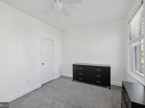 1525 S Taylor Street, Philadelphia PA 19146